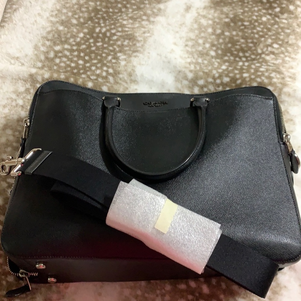 Authentic Coach brief case, with shoulder strap